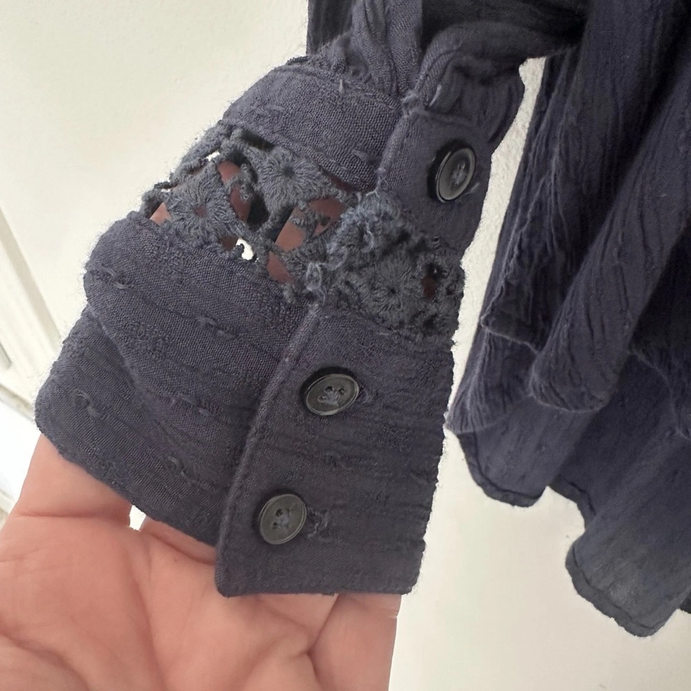 Free People Shirt Size XS  Blue Tunic Crochet Lace Back Lagenlook Cottagecore - Picture 9 of 12